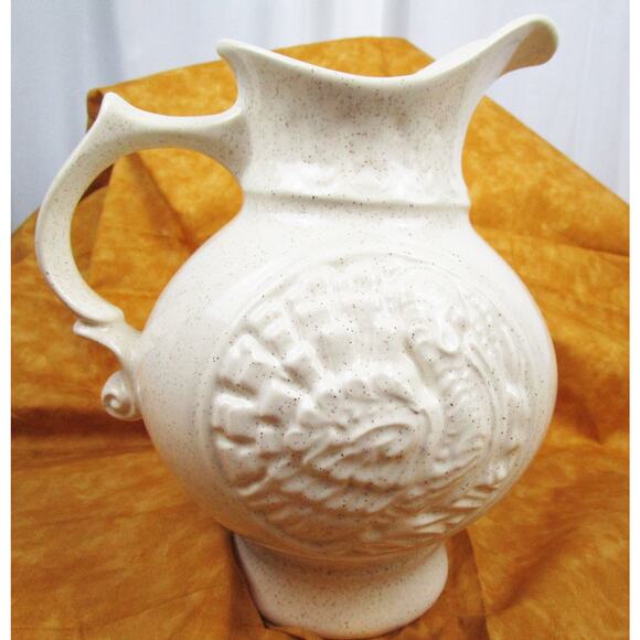 Pitcher McCoy Turkey for Milk Coffee Juice - Picture 2 of 5